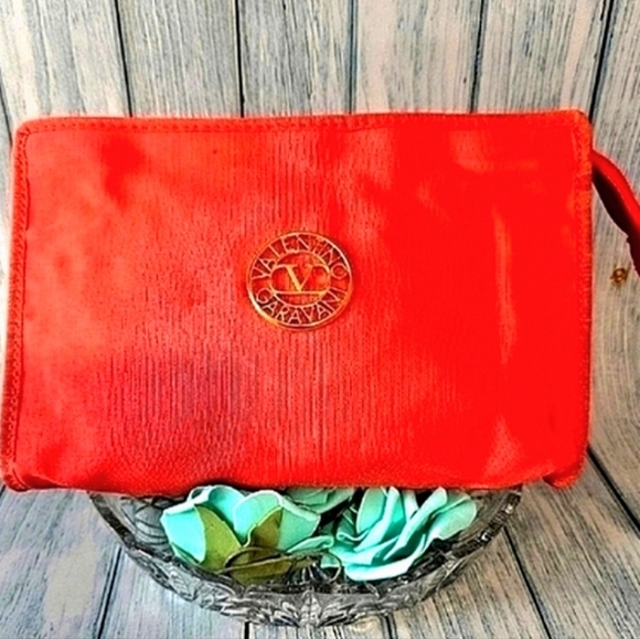 Valentino Handbags - 🔥Valentino Garavani Clutch/Zippered Vintage Canvas Coral Red Bag🔥